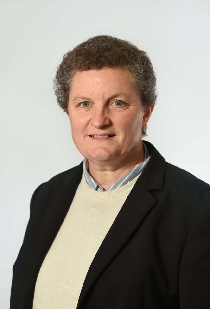 Nicola Coe